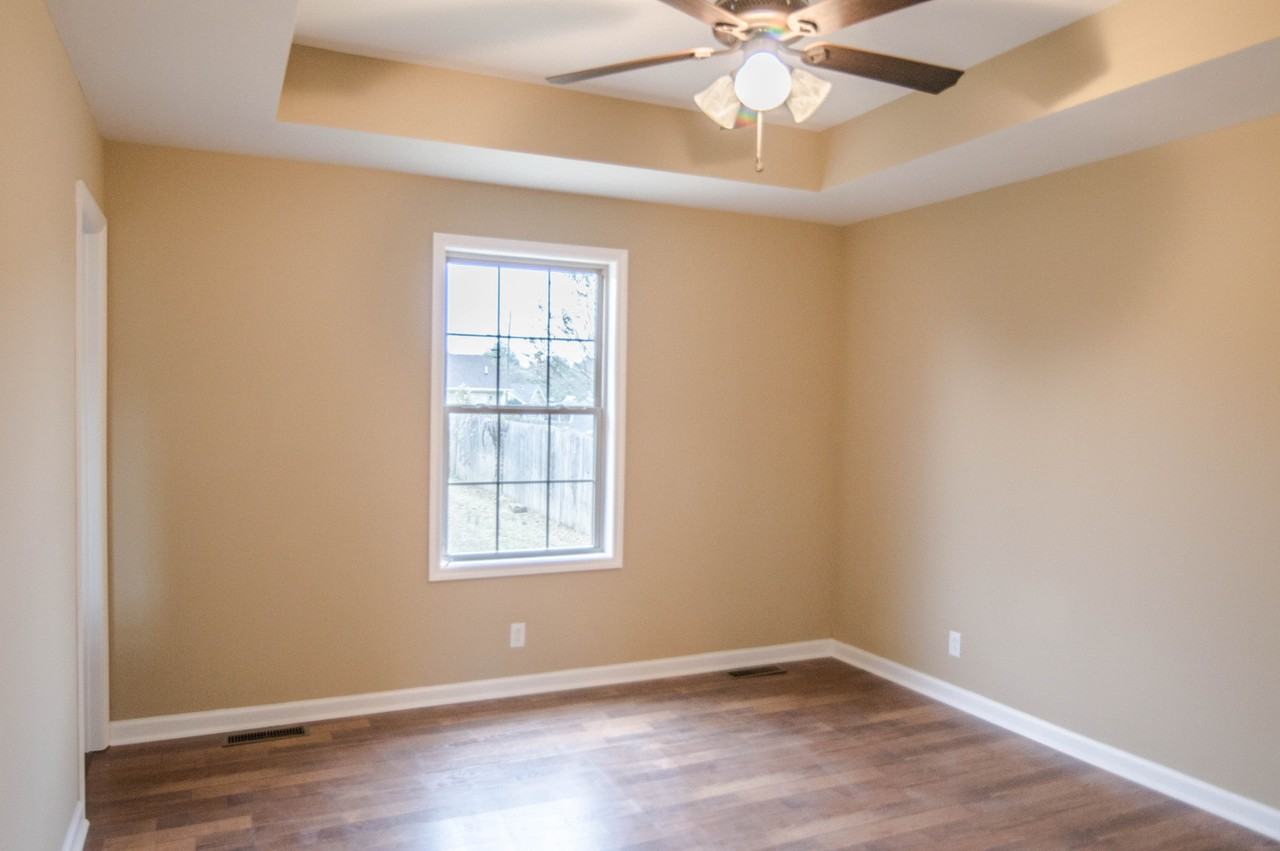 134 Monarch Ln - Photo 6 of 11