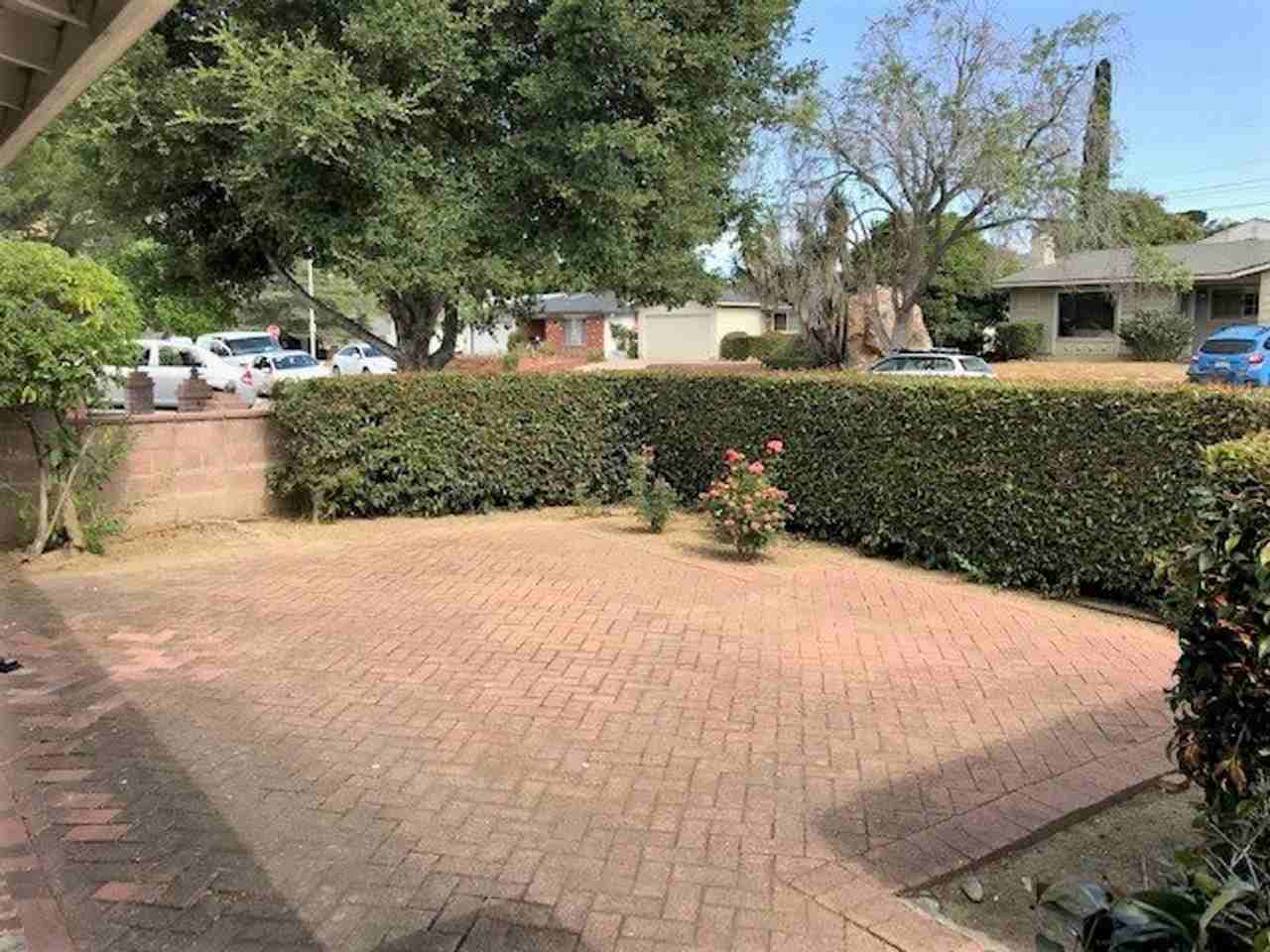 541 Highland Dr - Photo 2 of 19