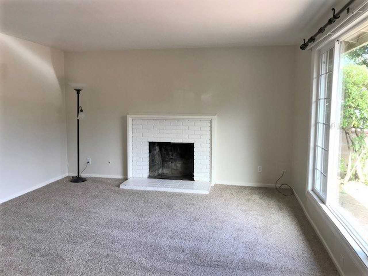 541 Highland Dr - Photo 4 of 19