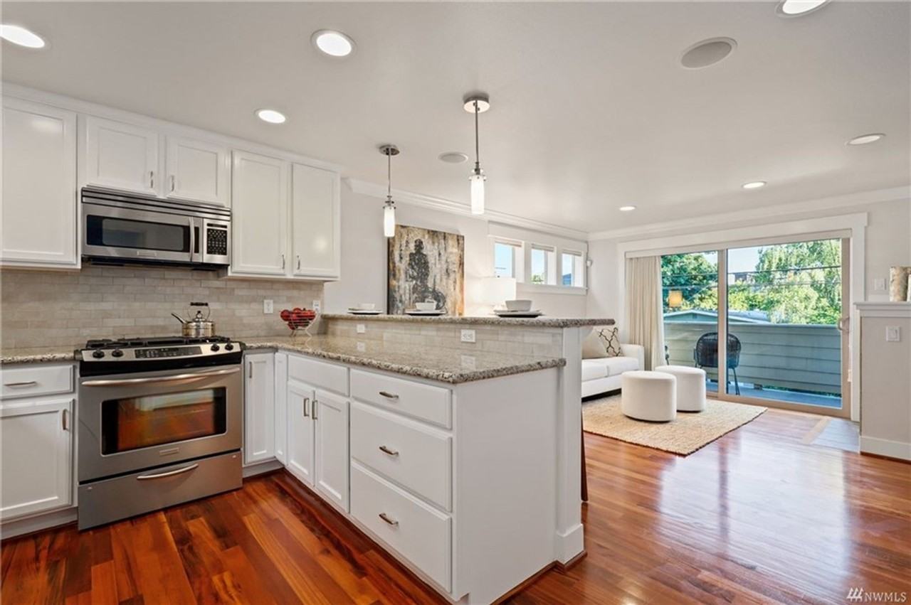 2044 Nw 63rd St - Photo 2 of 41