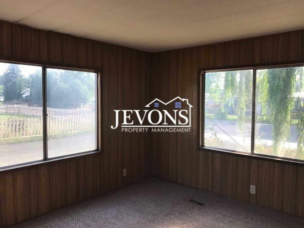 501 Newland Pl - Photo 6 of 20