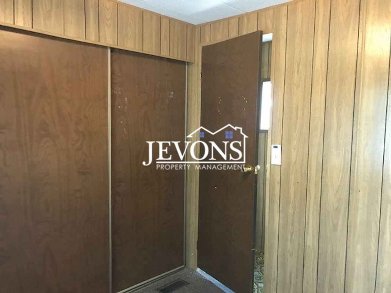 501 Newland Pl - Photo 7 of 20