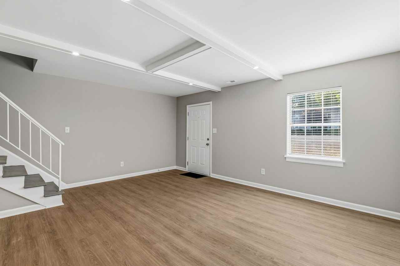 5729 Bramblegate Rd #F - Photo 4 of 25