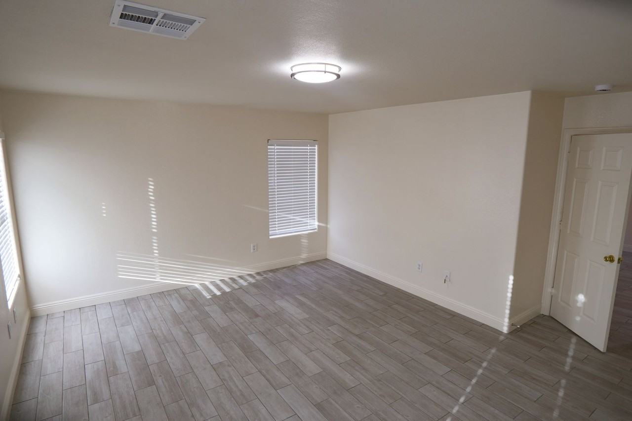 6507 Copper Smith Ct - Photo 3 of 21