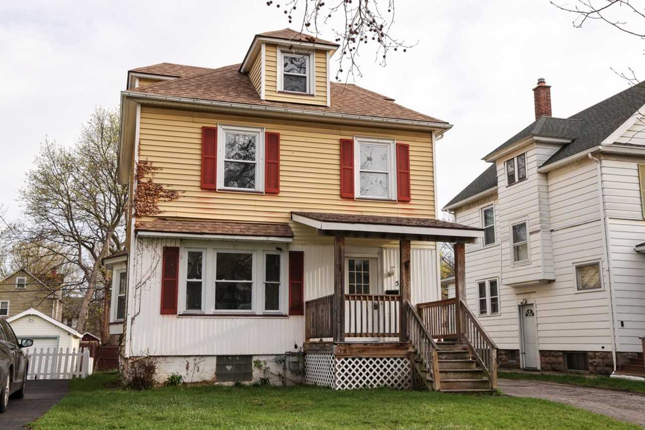 522 Birr St - Photo 3 of 50