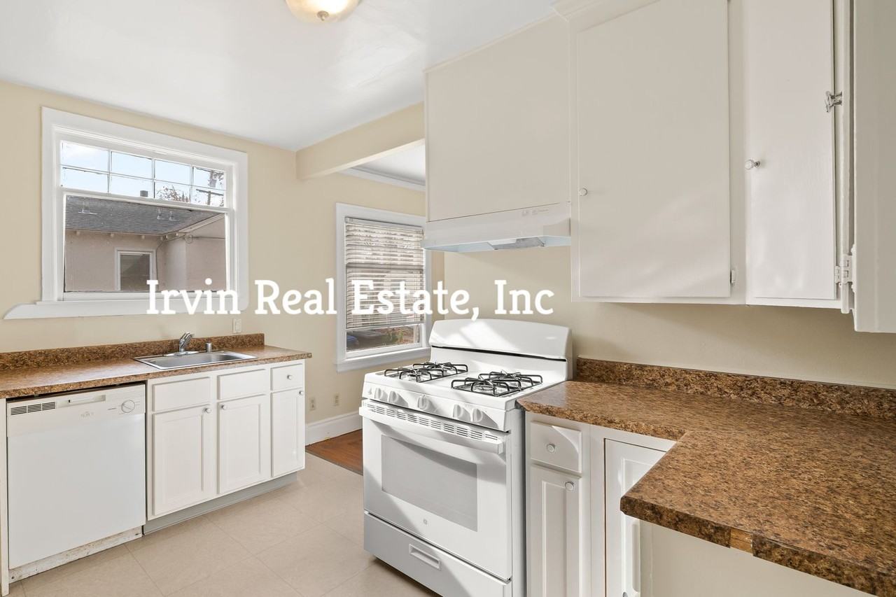 1353 Pine St - Photo 7 of 7