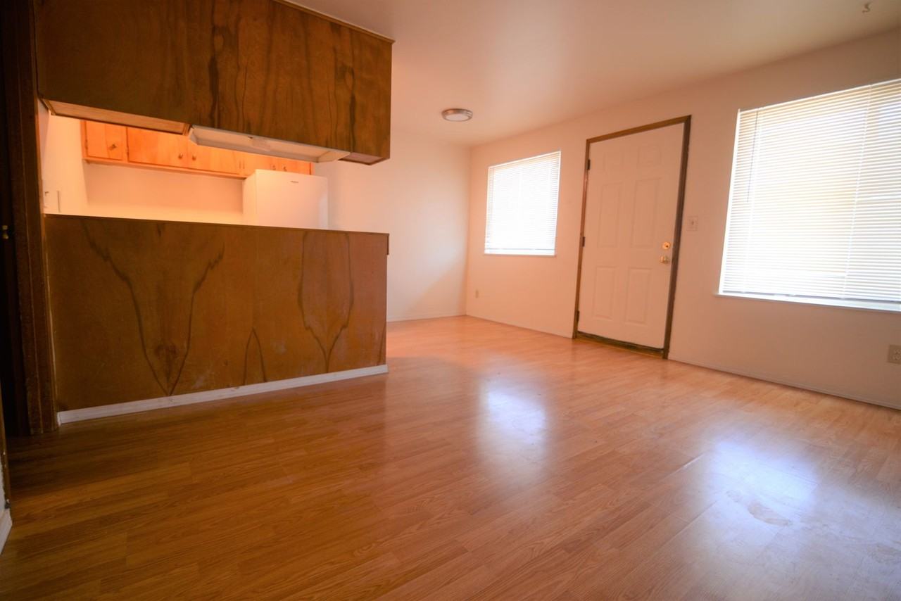 Viking Apartments - Photo 3 of 45