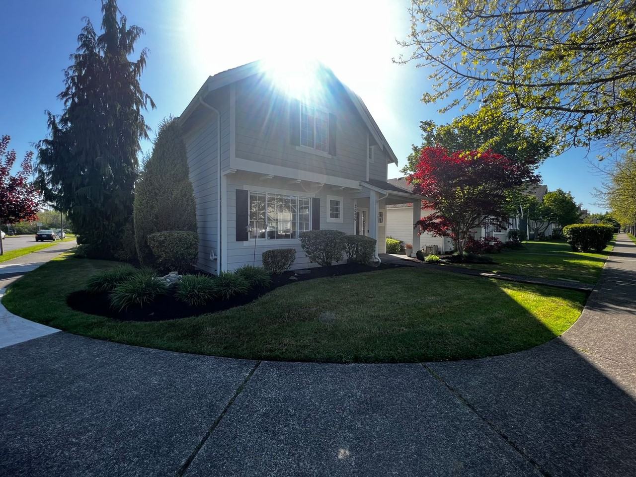 2096 Palisade Blvd - Photo 3 of 28