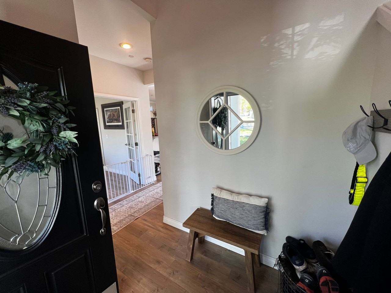 2096 Palisade Blvd - Photo 4 of 28