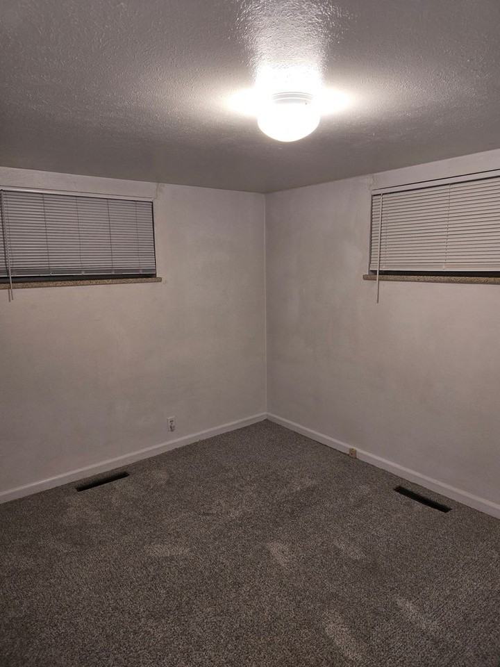 2459 20th St - Photo 7 of 12