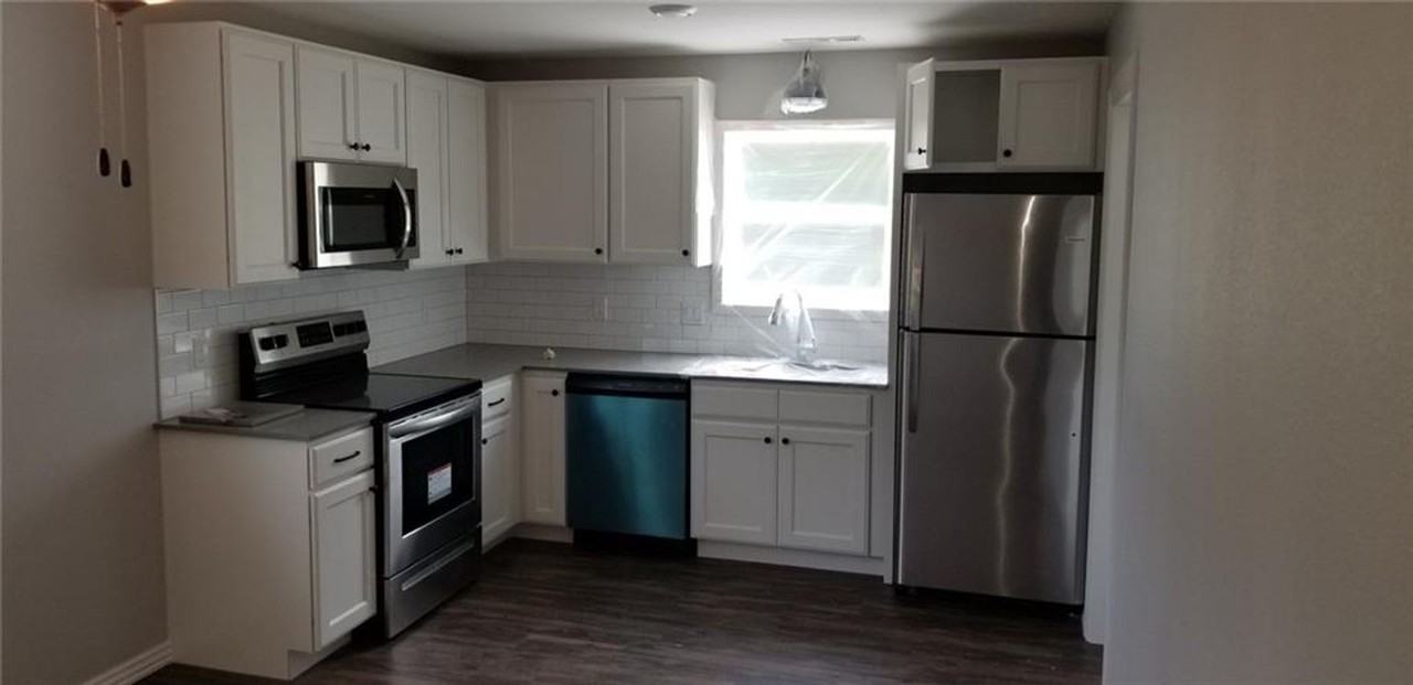 Nice Apartments Near Campus in Fayetteville - Photo 5 of 14