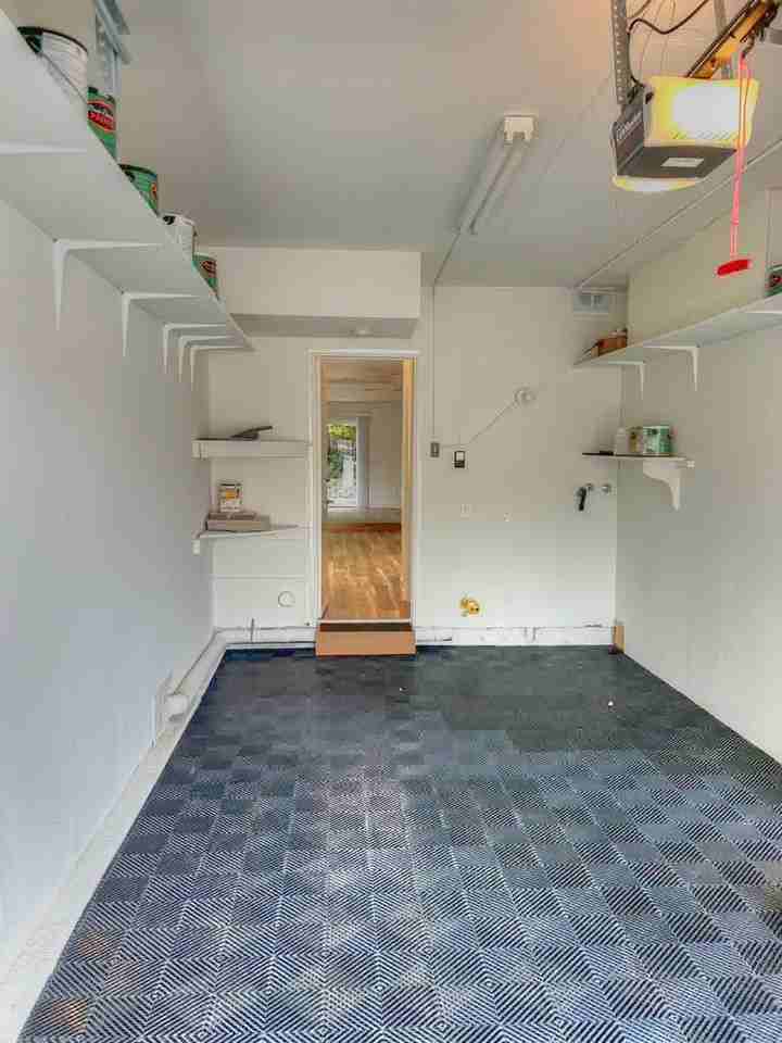 33936 Alcazar Dr - Photo 4 of 48