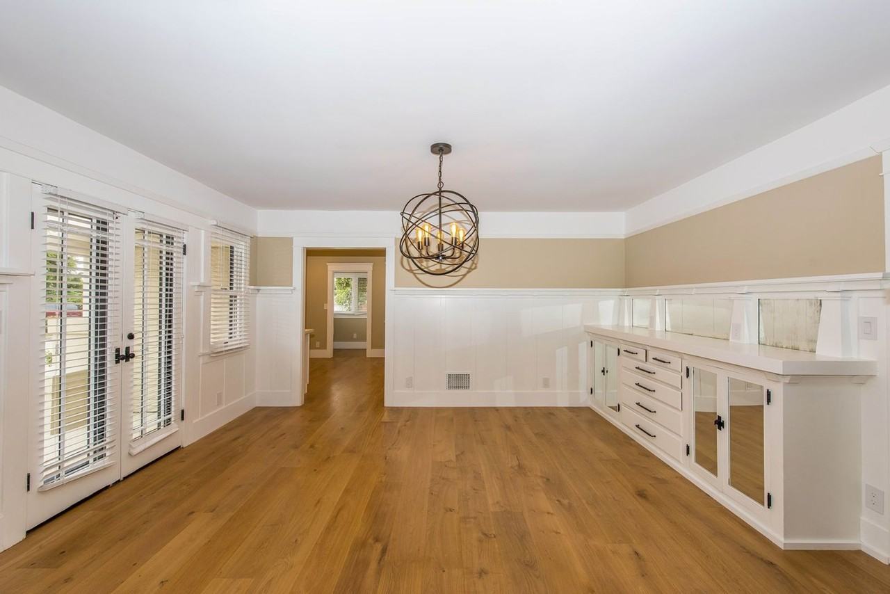 306 N Shaffer St - Photo 5 of 43