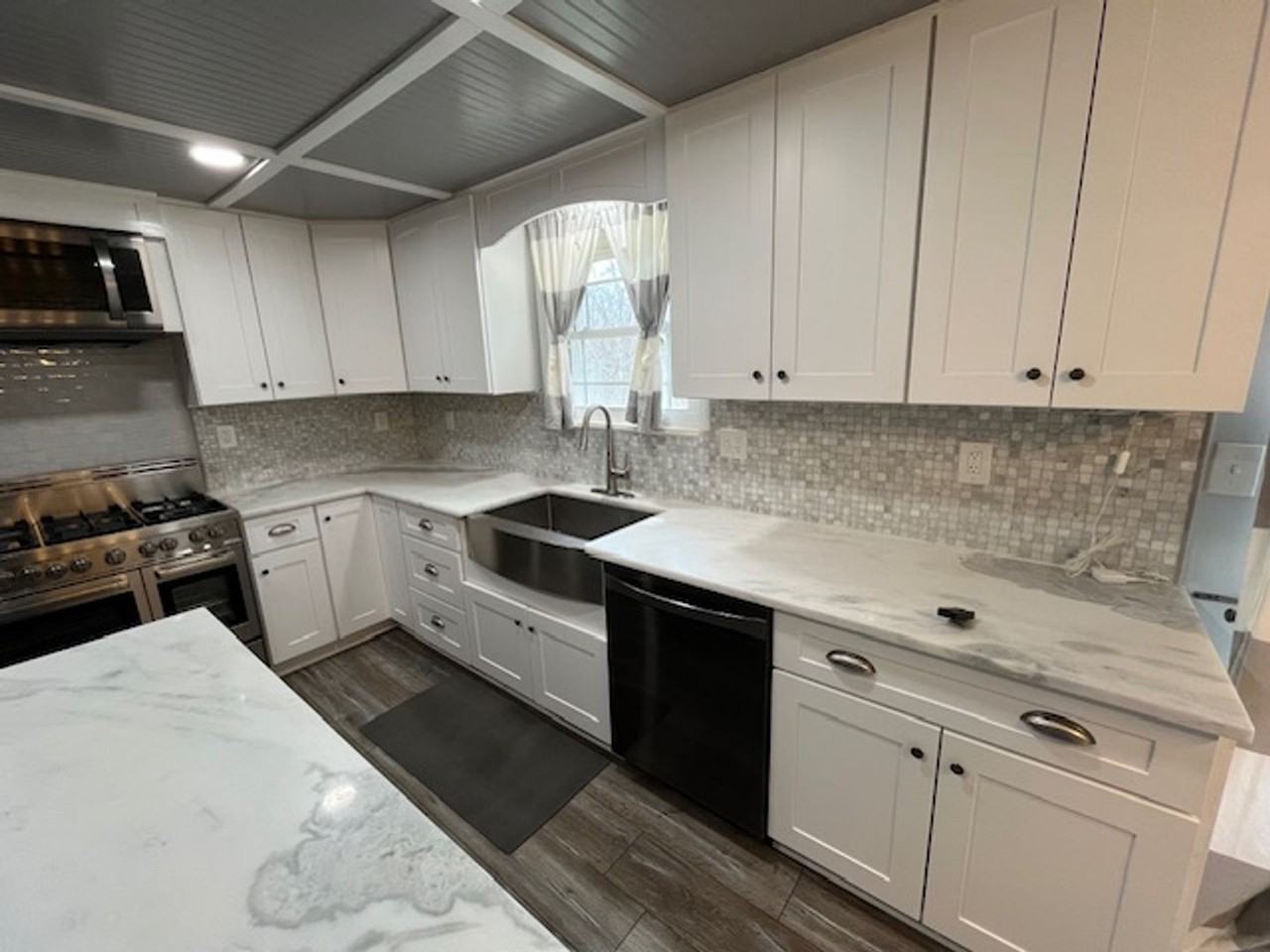 3321 Medoma Dr - Photo 6 of 42