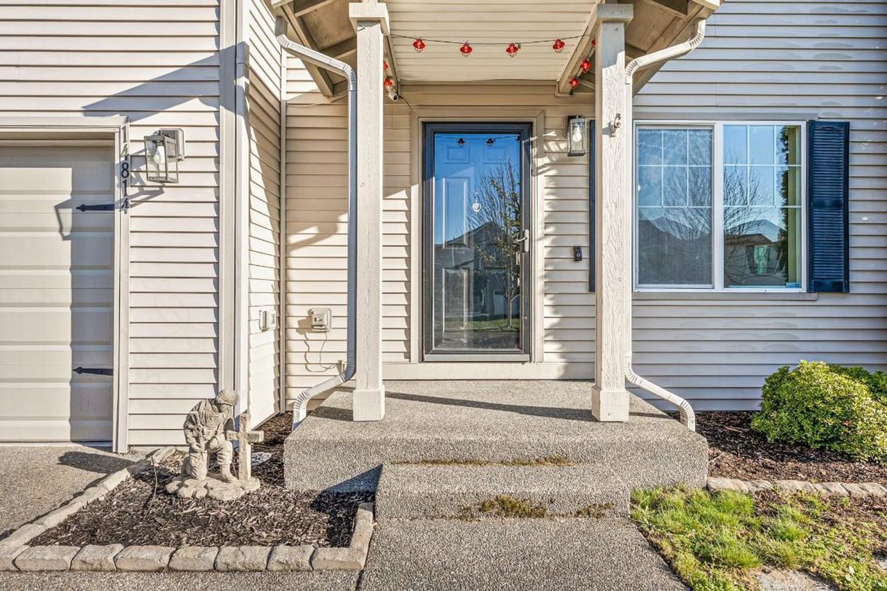 14814 Terra View St Se - Photo 2 of 50