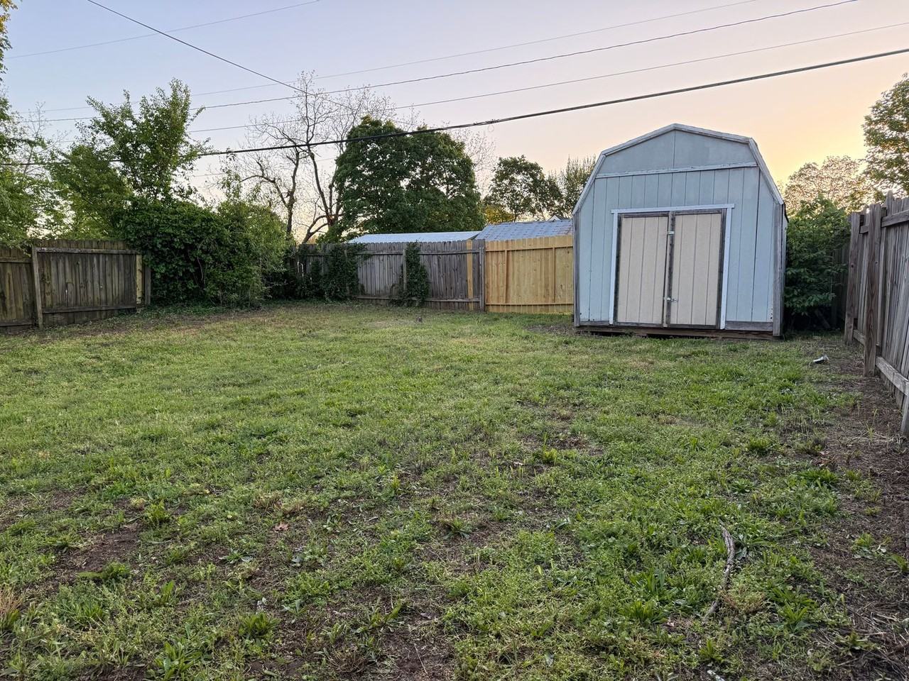 1035 Prospect Ave - Photo 2 of 10