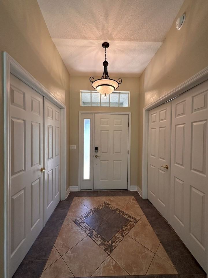 30 Wild Fern Ln - Photo 2 of 44