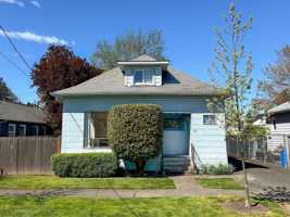 featured image of 351 19th St Se