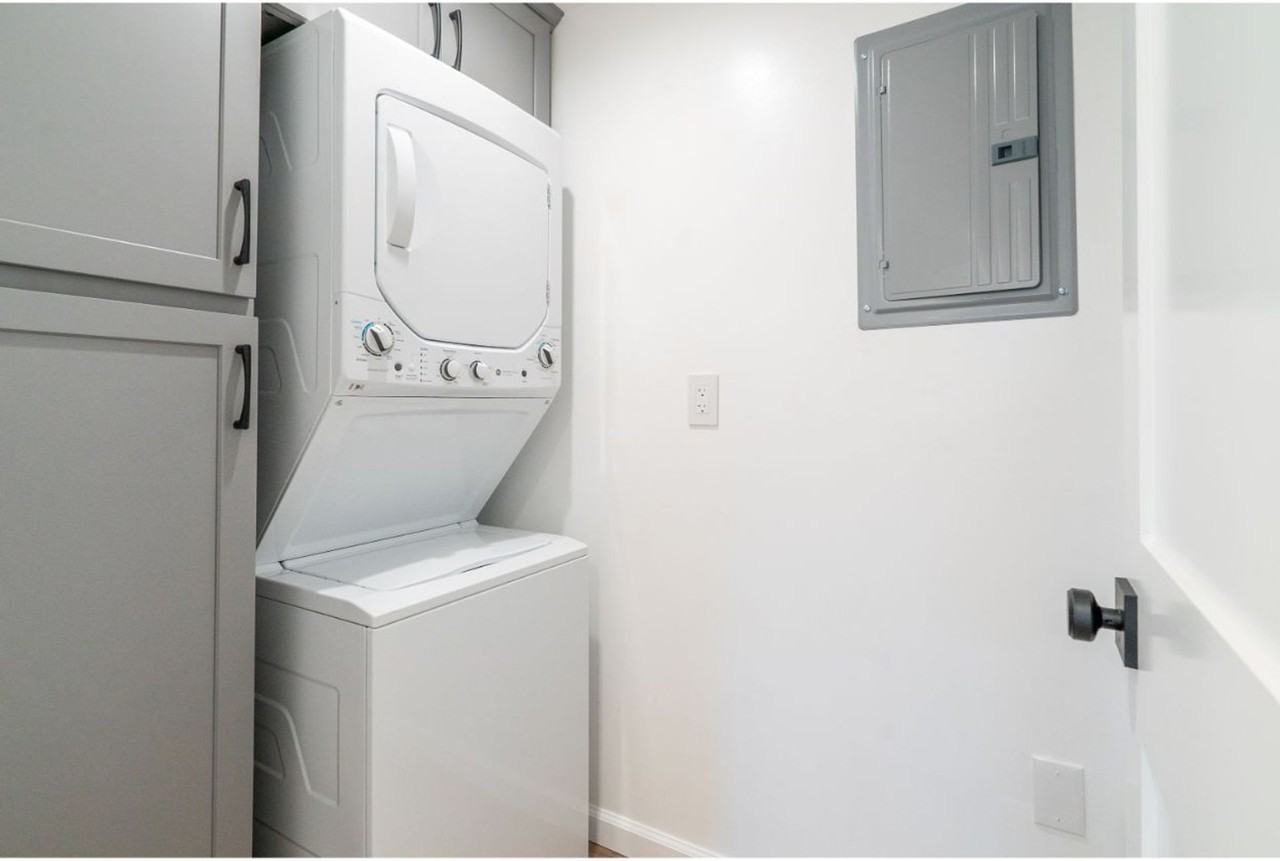 3412 Bellevue Ave - Photo 6 of 12