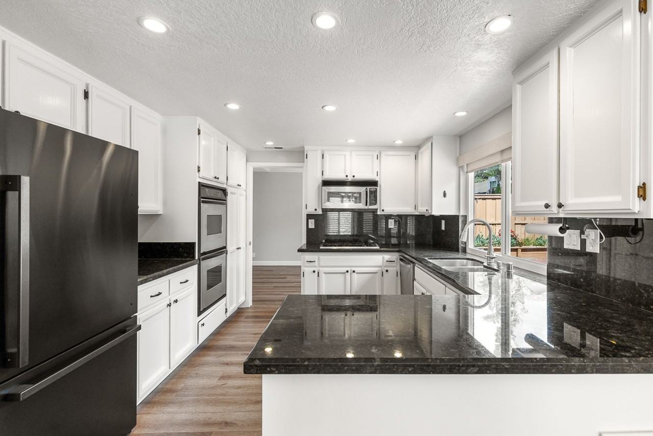 4266 Pilon Pt - Photo 2 of 15