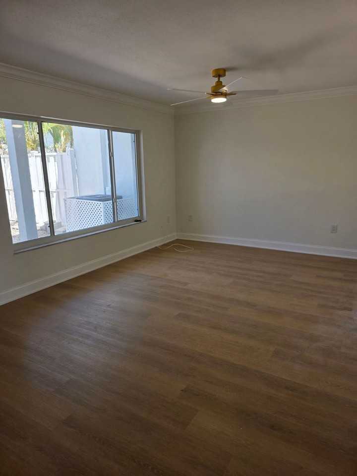 6497 Cape Hatteras Way Ne #3 - Photo 7 of 41