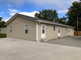 featured image of 321 323/325 S Merchant St