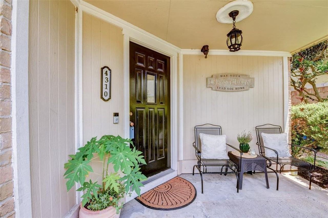 4310 Stallion Brook Ln - Photo 2 of 13