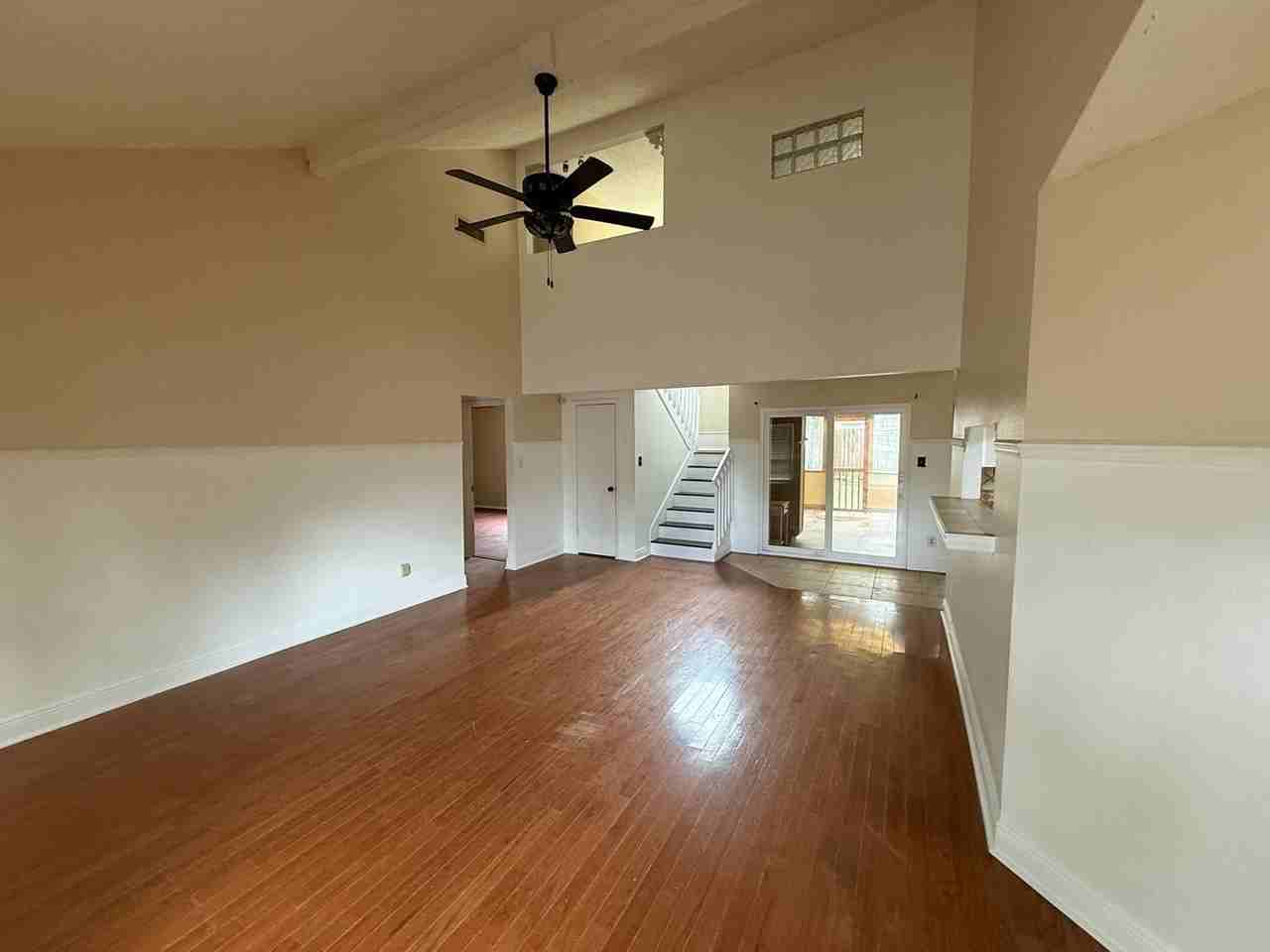 4310 Stallion Brook Ln - Photo 5 of 13