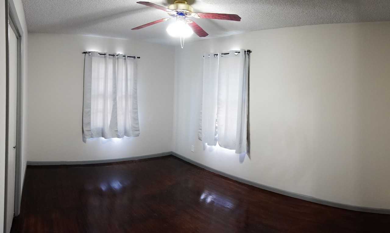 7238 E Morris St - Photo 3 of 11