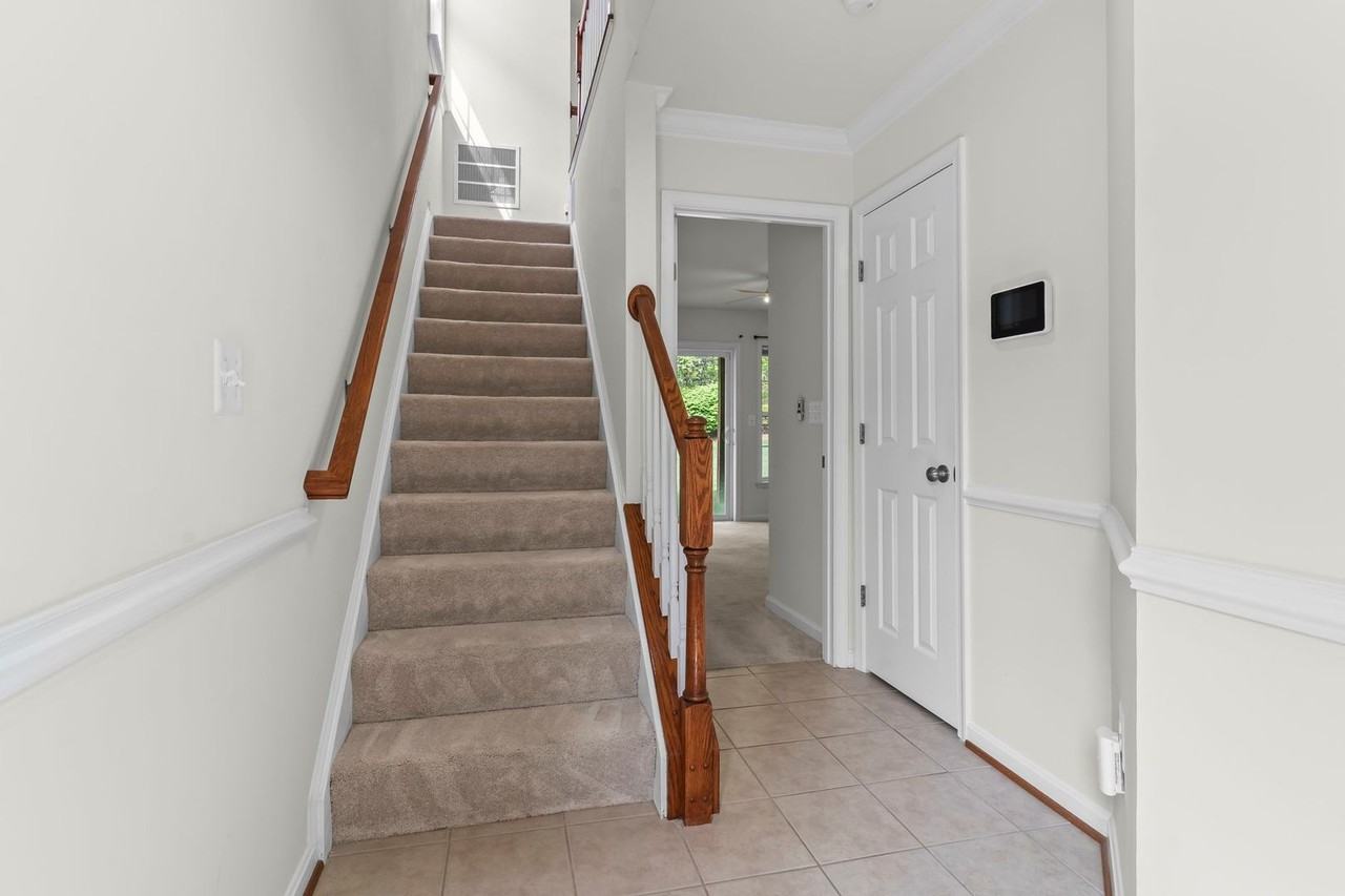 15641 John Diskin Cir - Photo 4 of 29