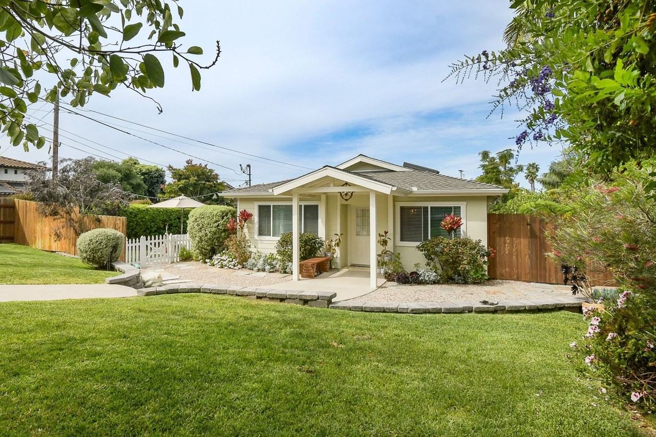 1704 Hygeia Ave - Photo 2 of 31