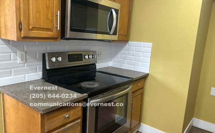 1006 E 15th Ave #A - Photo 2 of 43