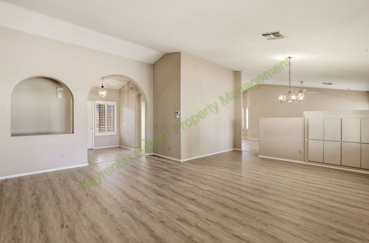 432 W Champagne Dr - Photo 7 of 43