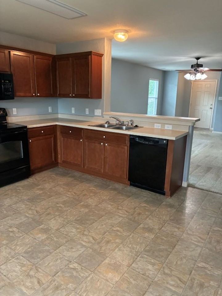 13237 Forest Sage St - Photo 5 of 22