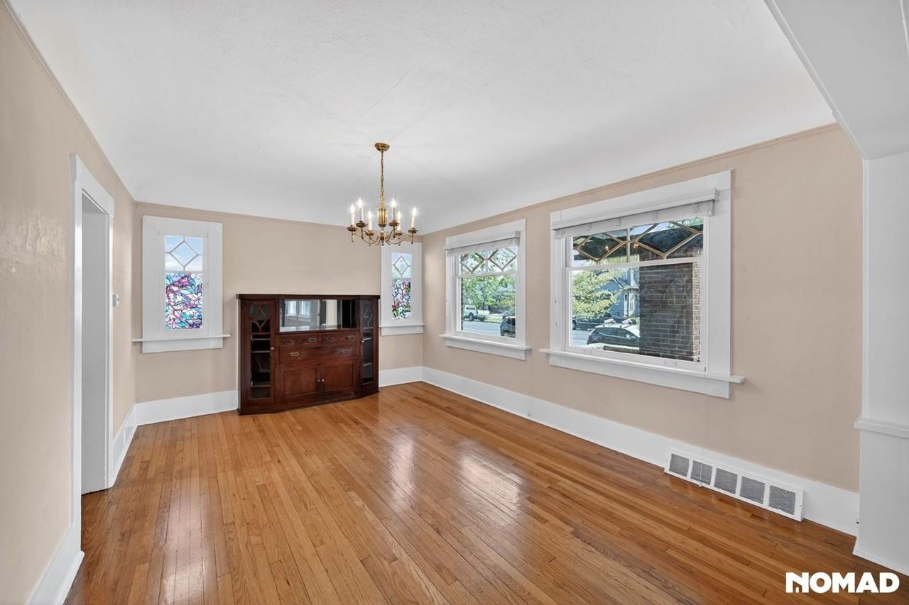 851 S Logan St - Photo 5 of 20