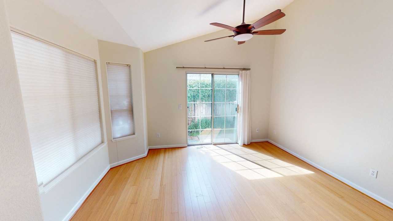 1783 Eardley Ave - Photo 2 of 14