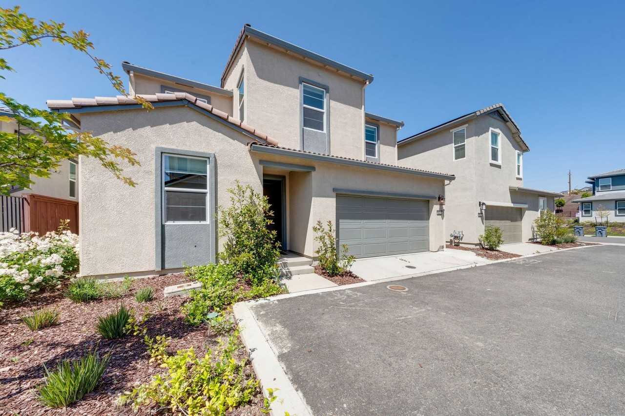 3421 Magnolia Way - Photo 6 of 45