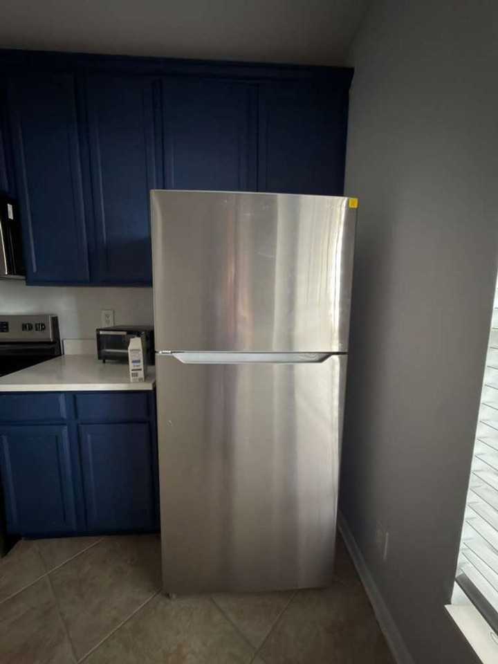 3313 Wilshire Way Rd #4 - Photo 5 of 26