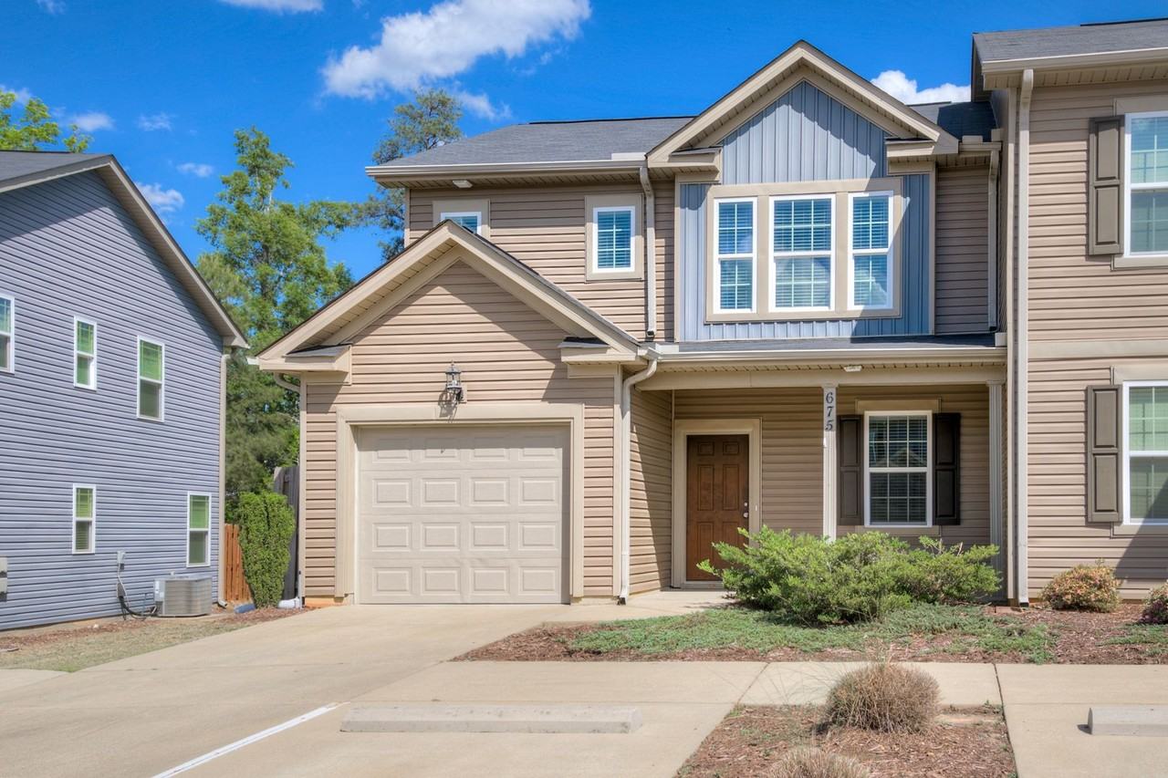 675 Red Cedar Ct - Photo 2 of 42