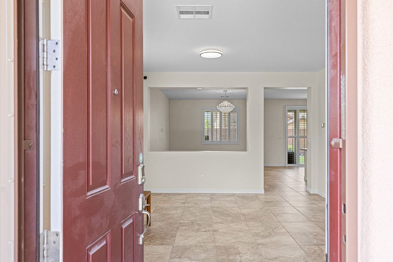 7139 Blooming Jasmine Ave - Photo 5 of 50