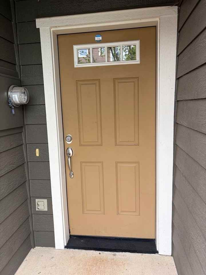 5943 Blue River Dr Se - Photo 2 of 40