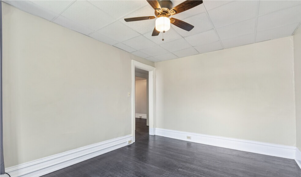 139 Lincoln Ave - Photo 5 of 16