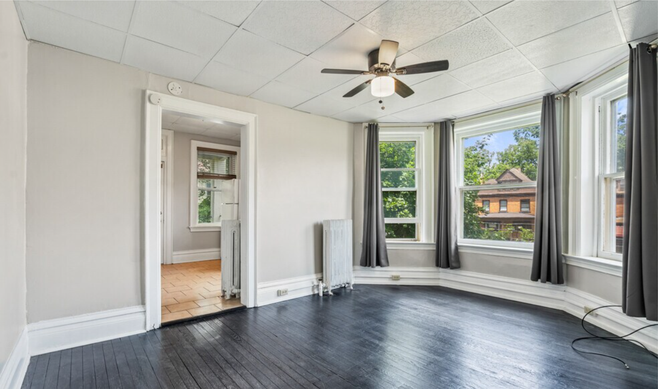 139 Lincoln Ave - Photo 7 of 16