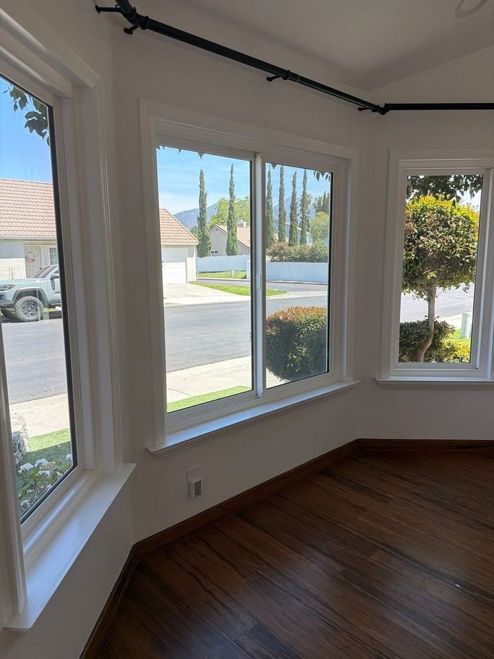 28022 Thompson - Photo 2 of 16