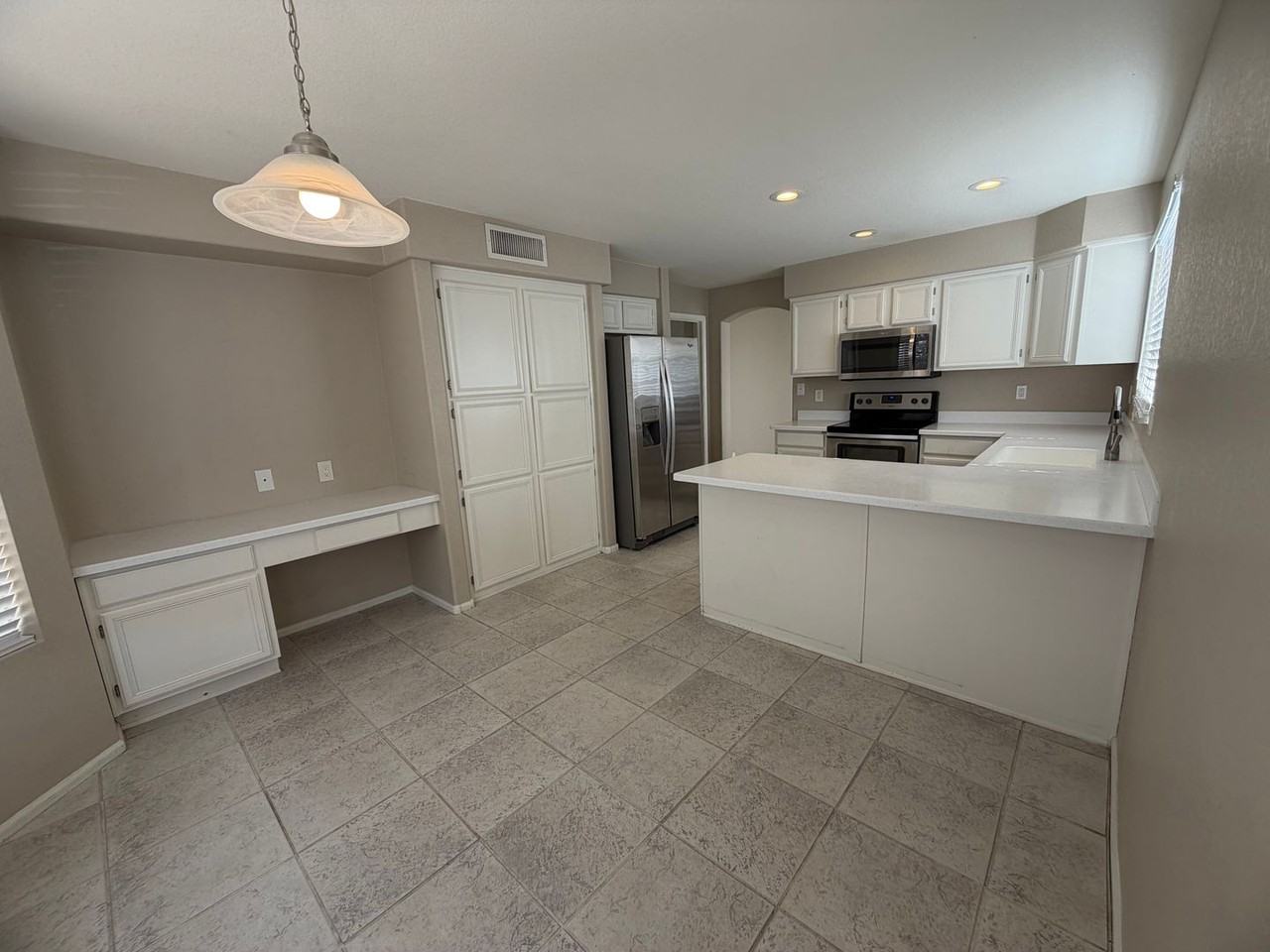 7721 W Tonto Dr - Photo 7 of 32