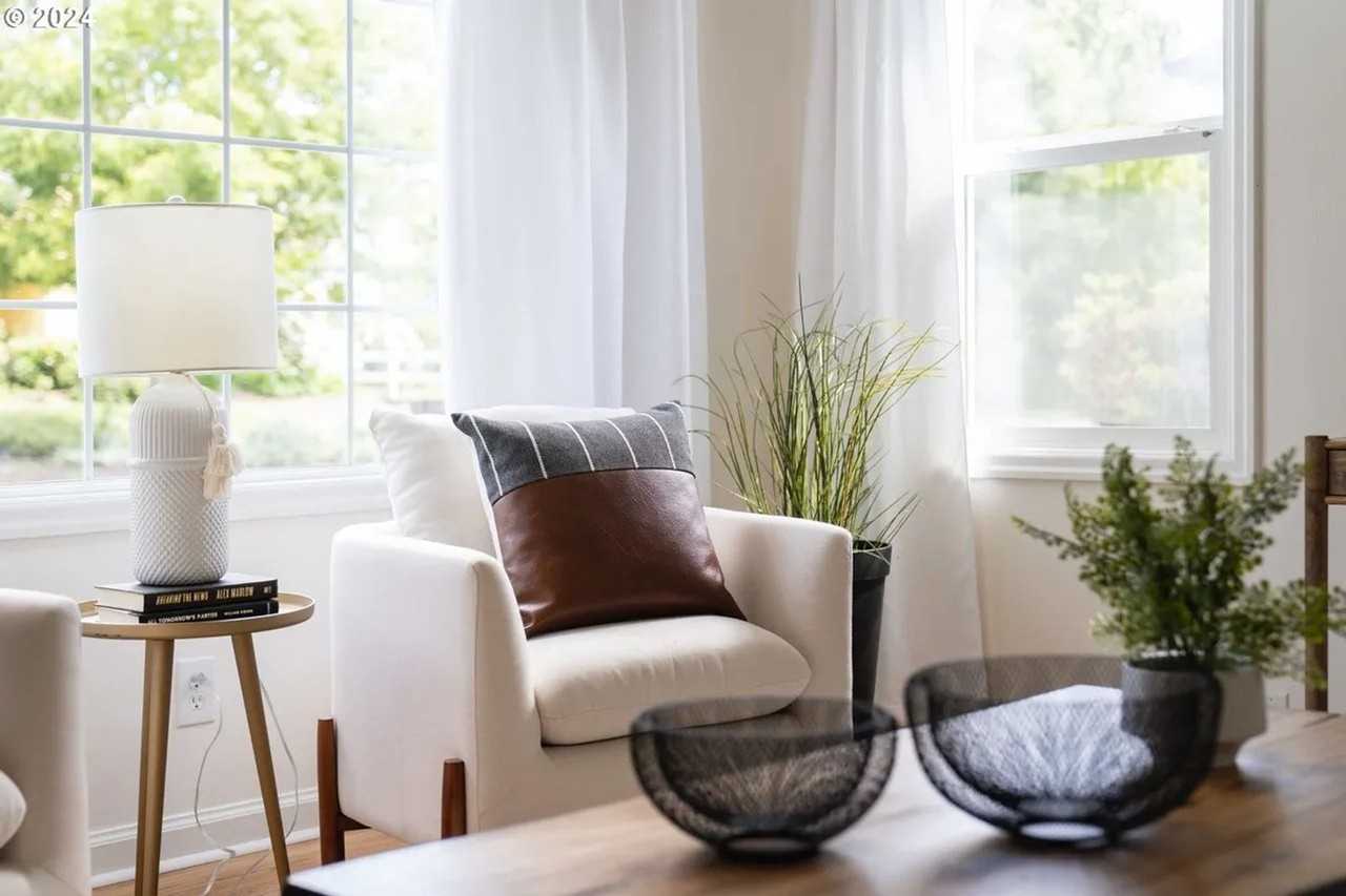 9048 Se Alder St - Photo 7 of 32