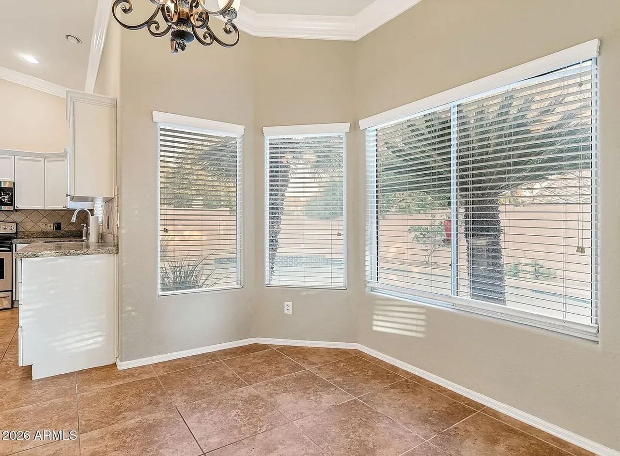 6901 E Evans Dr - Photo 4 of 27