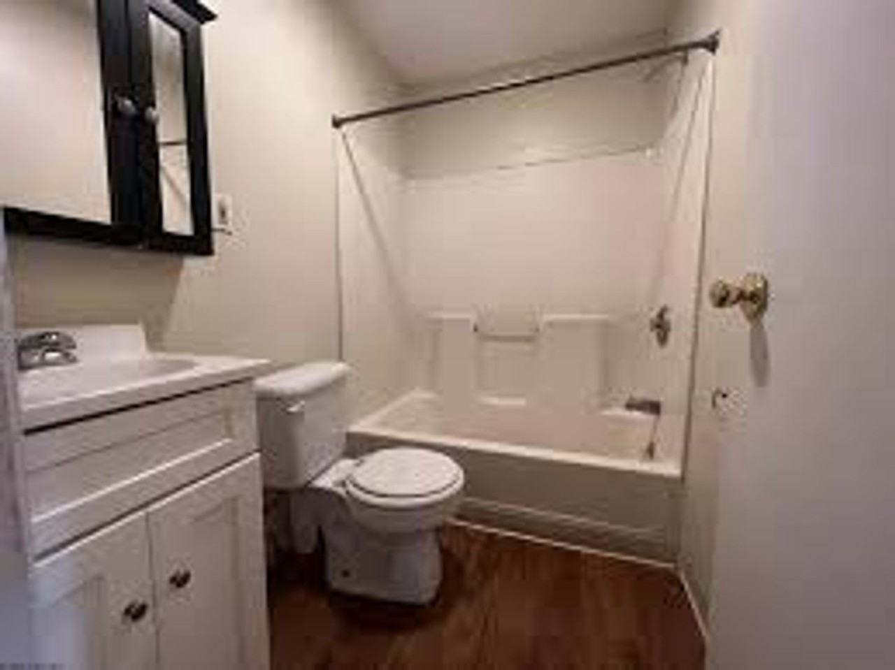 409 Forest Avenue - Photo 6 of 9