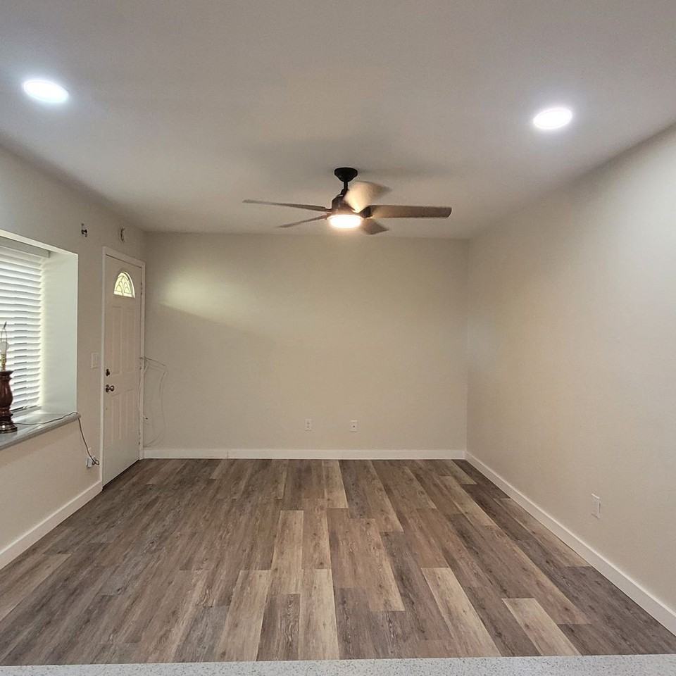 1460 Sheafe Ave Ne #105 - Photo 2 of 23