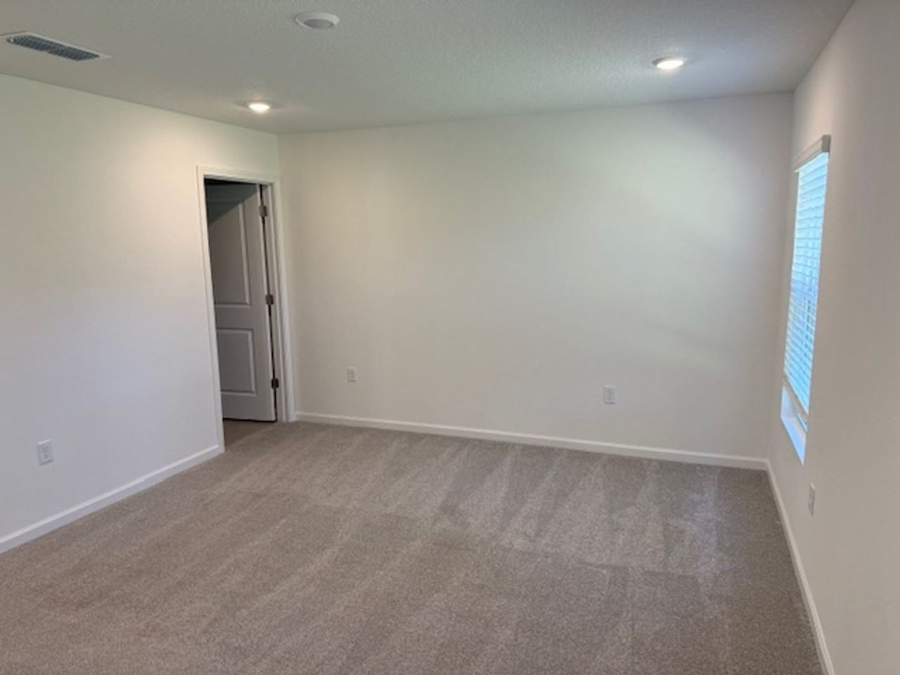 3471 Humphrey St - Photo 7 of 27